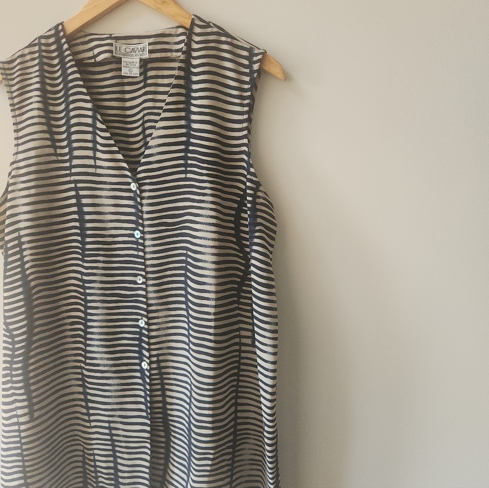 Le Caviar Striped Button Front Sleeveless Blouse XL Navy Ivory Top - Picture 3 of 8